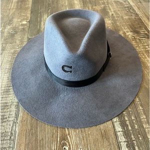 Charlie 1 horse. Size small. I’m used but good condition.